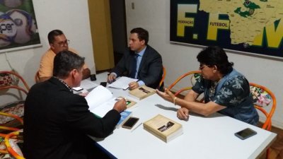 Marcada h semanas, sesso foi adiada pela falta do procurador responsvel (MS Esporte Clube/Nyelder Rodrigues)