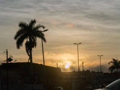 Tera-feira ter temperatura mxima de 33C em Campo Grande. (Foto: Henrique Kawaminami)