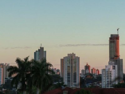 Em Campo Grande a temperatura mxima ser de 29C. (Foto: Henrique Kawaminami)