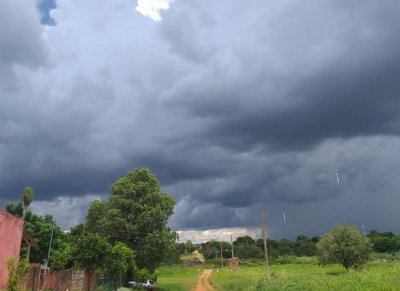 Ontem o tempo fechou em Aquidauana, mas chuva no chegou!