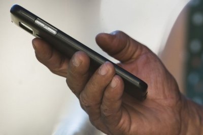 Para saber se seu celular  usado para crimes, basta acessar portal. (Foto: Marcelo Casal/Agncia Brasil)