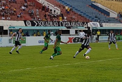 Operrio imps melhor tcnica e fora fsica no segundo tempo e chegou  goleada (Foto: Anderson Ramos/Capital News)