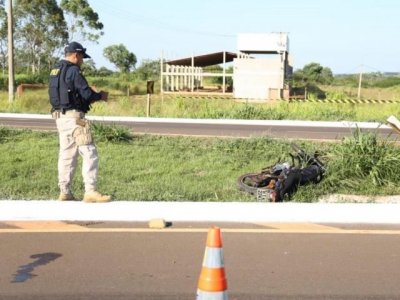Acidente fatal foi na BR-262, perto de Indubrasil. (Foto: Paulo Francis)