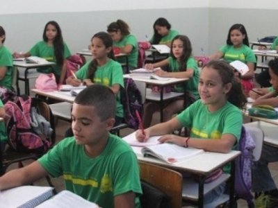 Para no prejudicar alunos, substituio em casos de licena inferior a 30 dias ser definida pela direo da escola