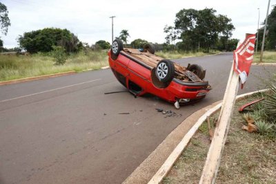 Vtima saiu do carro sozinha (Leonardo Frana, Midiamax)