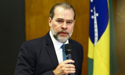 Presidente do STF fala em retorno gradual de trabalhadores