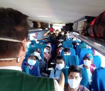 Indígenas chegaram em casa ontem - Foto: A Gazeta News