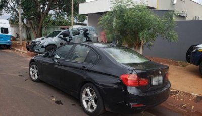 Momento em que foi feita a abordagem policial (Foto: TL Notcias)