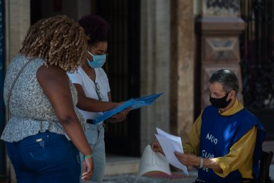 Queda vem aps taxa ficar estvel no trimestre encerrado em novembro