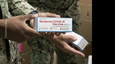 Vacina da Moderna estar entre imunizantes doados - Foto: Natalia Murillo/Marinha dos Estados Unidos