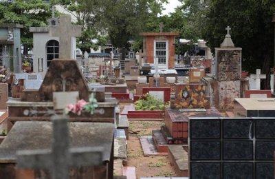 Foram registradas 32 novas mortes, 17 eram de pessoas com menos de 60 anos. - Marcos Ermnio/Midiamax