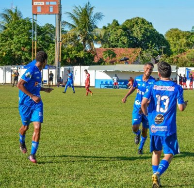 Azulinho volta a campo em busca do titulo (Foto TV Azulo)