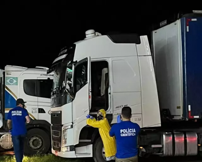 Percia fazendo levantamentos no local. (Foto: Nova News)