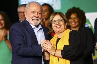 O presidente eleito Luiz Incio Lula da Silva e a futura ministra da Mulher, Aparecida Gonalves. (Foto: Marcelo Camargo/Agncia Brasil)