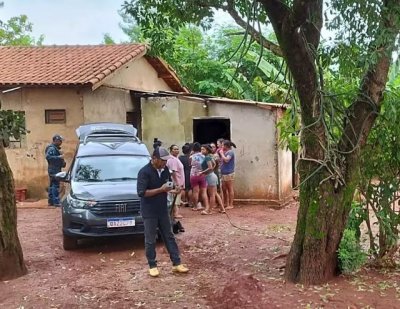 Casa onde corpo de Amenadabe Machado Maciel foi encontrado  (Foto: Adilson Domingos)