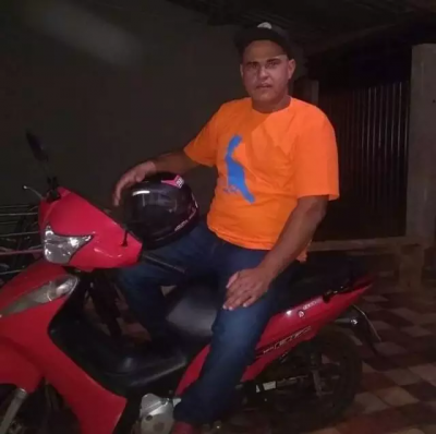 Edivaldo Assis Panta, que morreu aps ser esfaqueado, em Rio Brilhante. (Foto: Redes sociais)