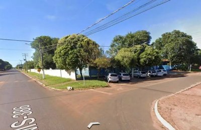 Menino morreu enquanto brincava no ptio da escola (Foto: Reproduo/Google Maps)