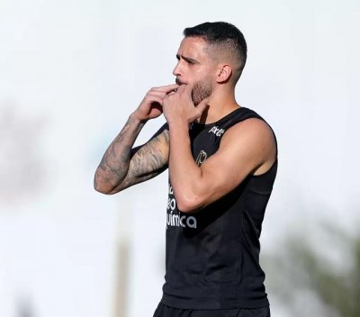 Meia Renato Augusto est recuperado de leso e pode ser titular (Foto: Rodrigo Coca/Agncia Corinthians)