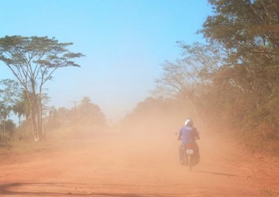 Tempo seco e quente exige cuidados especiais da populao (Foto: Bruno Rezende)