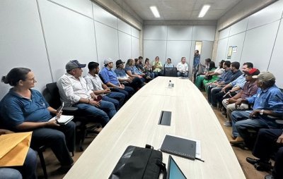 Representando a Frente Parlamentar, Renato Cmara participou de reunio da Cmara Setorial do Leite. Foto: Igor Silva