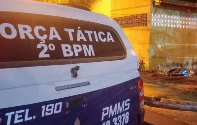 Zoio foi morto a tiros na calada da casa onde vivia com a esposa (Foto: reproduo / JPNews)