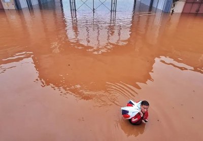 Cheia do Guaba coloca Porto Alegre em alerta de mais inundao