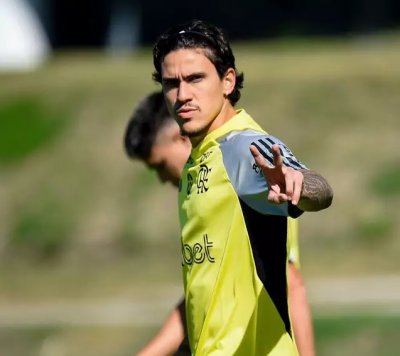 Pedro, atacante do Flamengo durante treinamento (Foto: Marcelo Cortes /CRF)