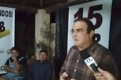 Momento em que Orro anunicou sua desistncia (Reproduo Princesinha News)