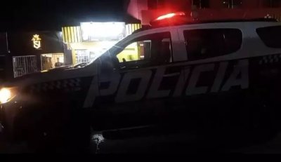 Polcia Militar no local onde ocorreu tentativa de homicdio. (Foto: Direto das Ruas)