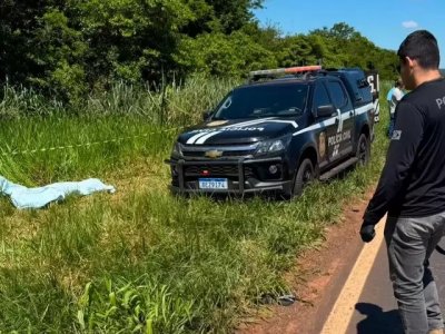 Corpo de Jackeline Lorenzi Rios, de 40 anos, foi encontrado na manha de segunda-feira (16), nas margens da BR-376. (Foto: Reproduo/Polcia Civil)