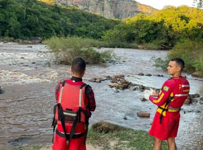 Corpo de jovem que desapareceu no Rio Aquidauana  localizado prximo a pousada de Piraputanga