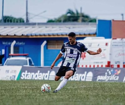 Jogo no Estdio Jacques da Luz. (Foto: Yasmin Soares/Operrio)