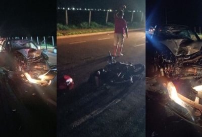 Carro e moto ficaram destrudos - Crdito: (Jornal Midiamax)