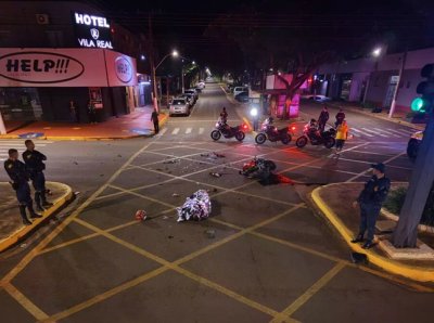 Homem morreu em cruzamento (Foto: Leando Holsbach).