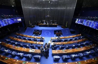 Senado aprova fim da escala 6x1 com apoio da bancada de MS